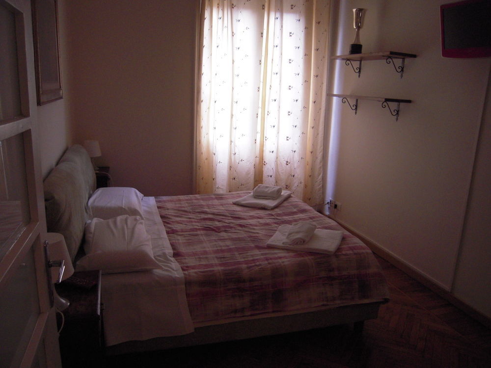 Bed And Breakfast Al Viale Papa Giovanni Bergamo Exterior foto